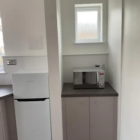 Large 2-Bedroom Maisonette With Free Parking Twickenham Exterior photo