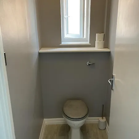 Large 2-Bedroom Maisonette With Free Parking Twickenham Exterior photo